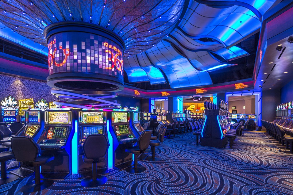 uptown pokies review
